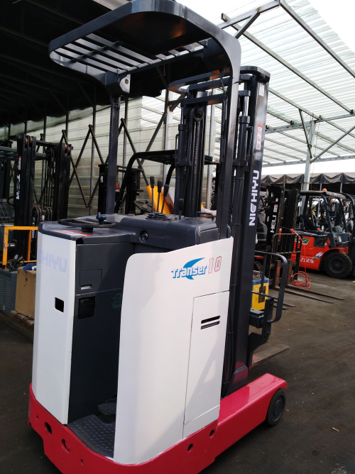 進(jìn)口電動叉車